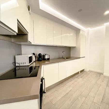 3-bed Flat, Ocean Garden, Heated Pool, Parking, Pp207 Apartamento