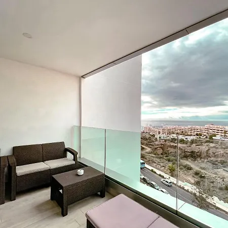 3-bed Flat, Ocean Garden, Heated Pool, Parking, Pp207 Costa Adeje (Tenerife)